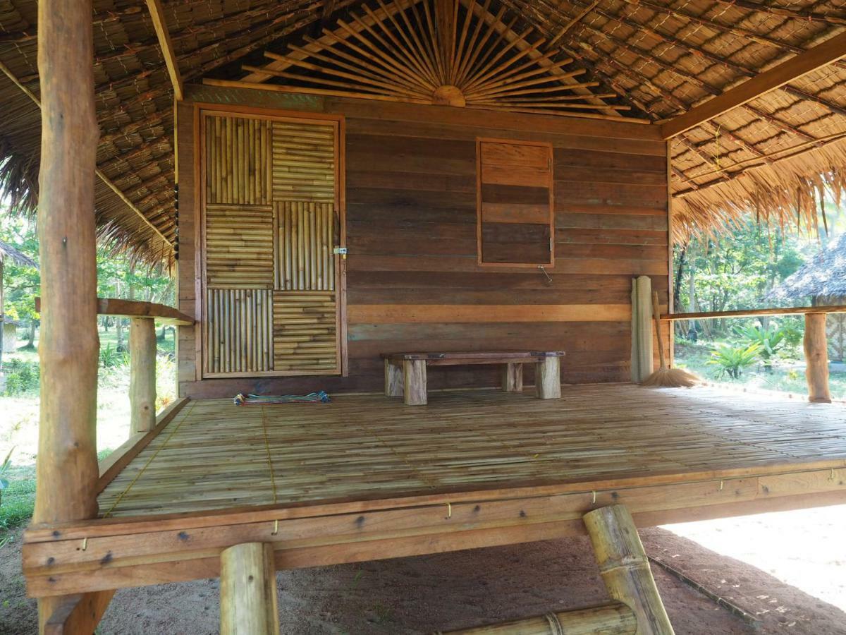 Отель Cocobar&Bungalow'Kohjum Кох-Юм Экстерьер фото