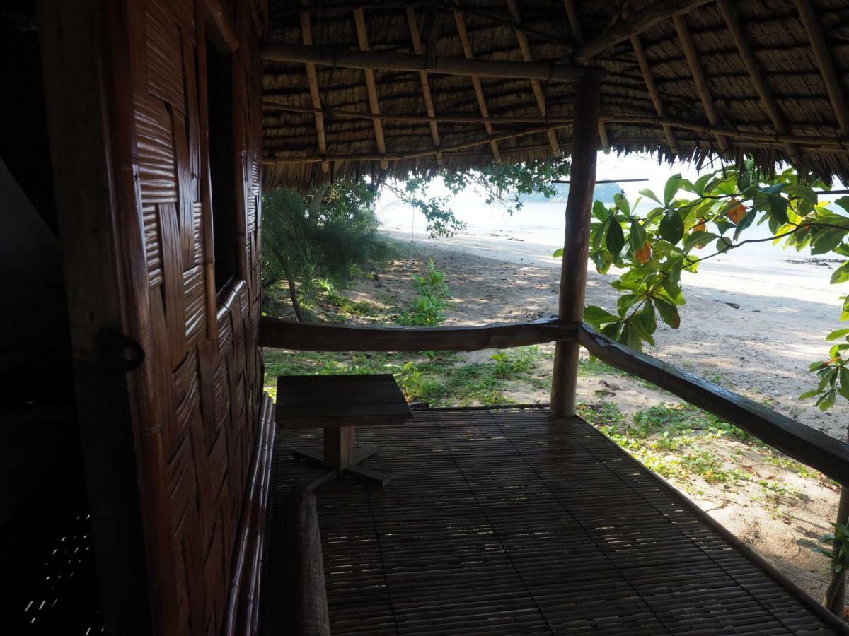 Отель Cocobar&Bungalow'Kohjum Кох-Юм Экстерьер фото