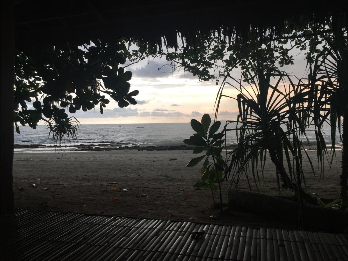 Отель Cocobar&Bungalow'Kohjum Кох-Юм Экстерьер фото
